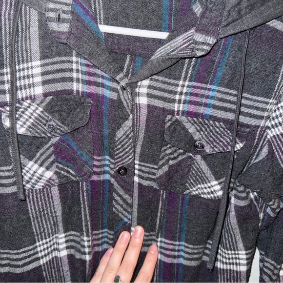 Grey hooded button up flannel - Picture 4 of 4